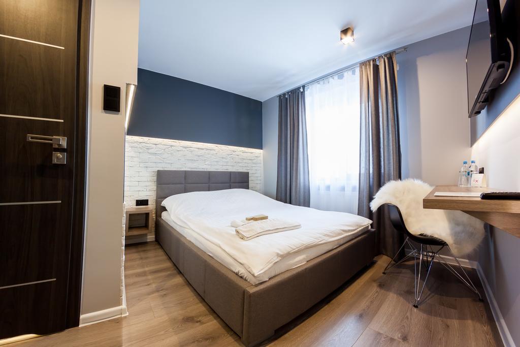 Hotel Oaza Golina  ภายนอก รูปภาพ