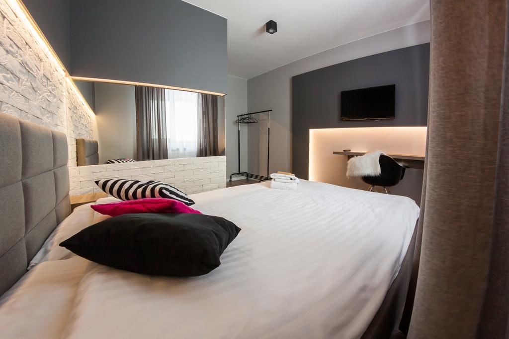 Hotel Oaza Golina  ภายนอก รูปภาพ