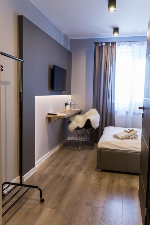 Hotel Oaza Golina  ภายนอก รูปภาพ