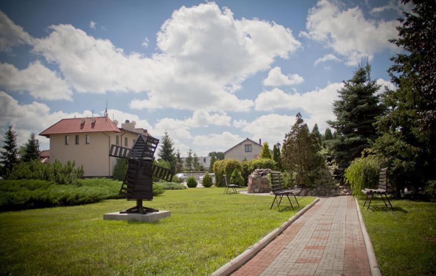 Hotel Oaza Golina  ภายนอก รูปภาพ